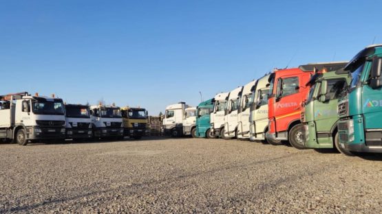 Wynajem samochodów i maszyn budowlanych